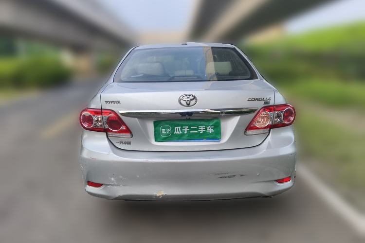 Used Toyota Corolla 2012 Luxurious Edition 1.6L Manual GL Rear