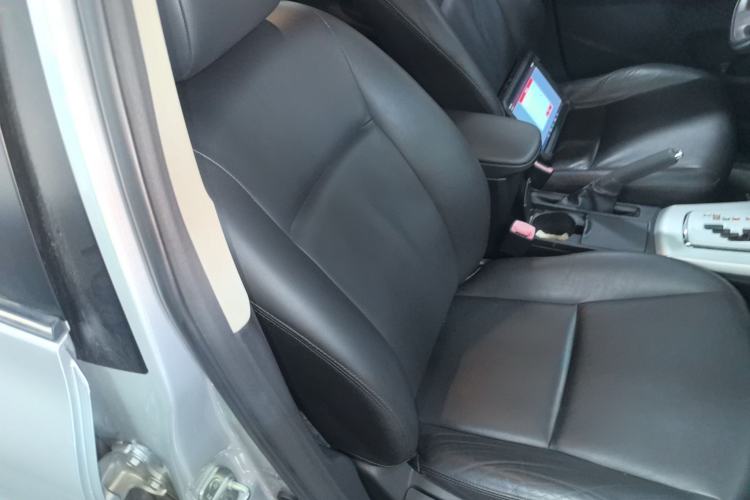 Used Toyota Corolla 2012 Luxurious Edition 1.8L CVT GL-i Right Front Seat