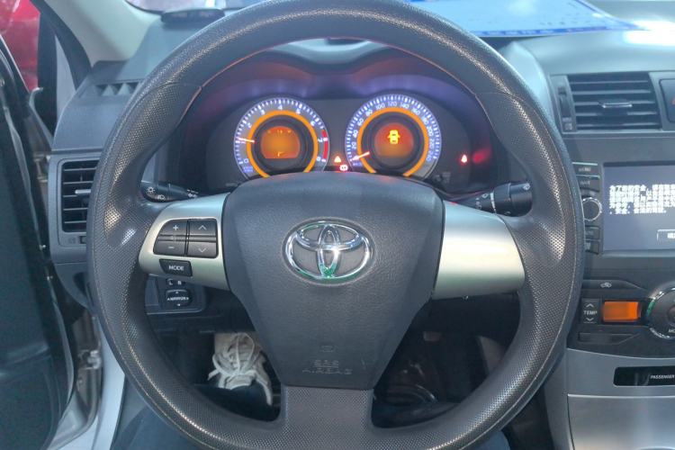 Used Toyota Corolla 2012 Luxurious Edition 1.8L CVT GL-i Steering Wheel