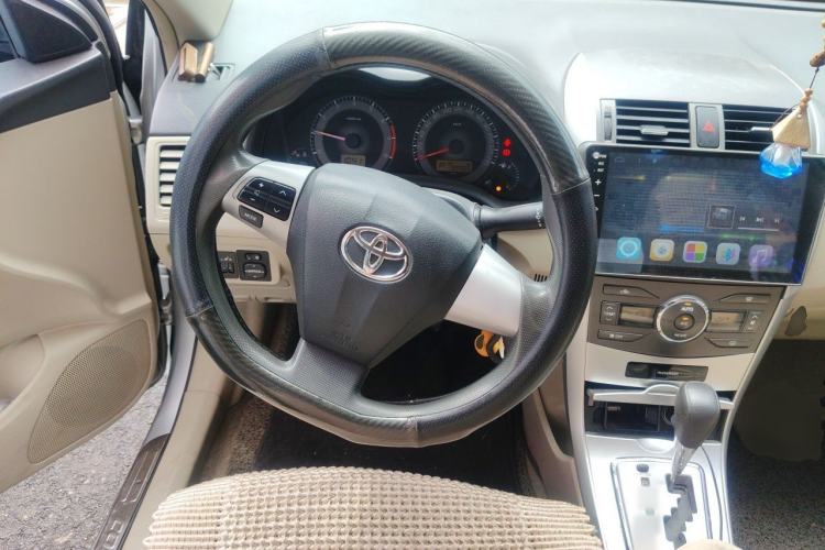 Used Toyota Corolla 2012 Luxurious Edition 1.6L Automatic GL Steering Wheel