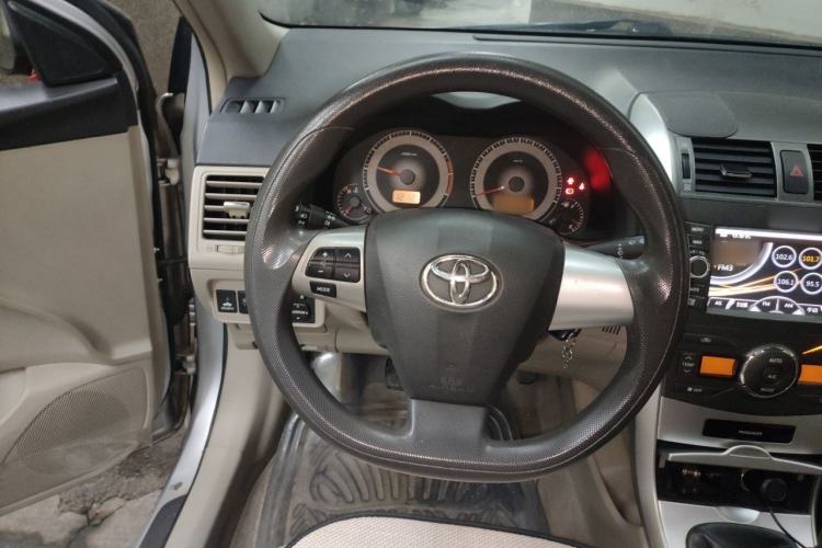 Used Toyota Corolla 2012 Luxurious Edition 1.6L Manual GL Steering Wheel