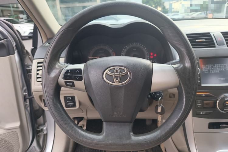 Used Toyota Corolla 2012 Luxurious Edition 1.6L Automatic GL Steering Wheel