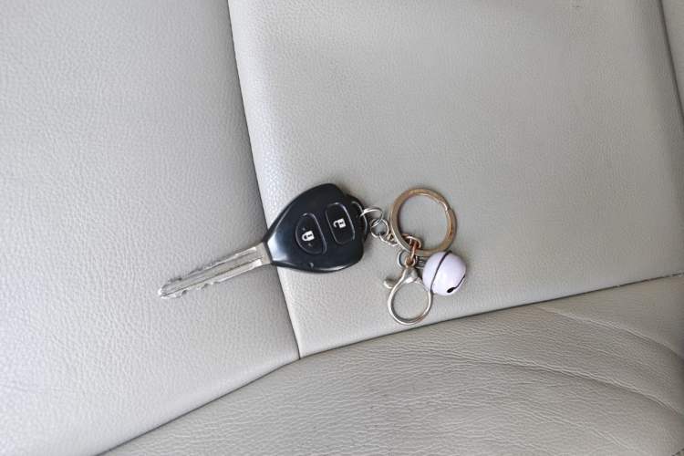 Used Toyota Corolla 2012 Luxurious Edition 1.6L Automatic GL Vehicle Key