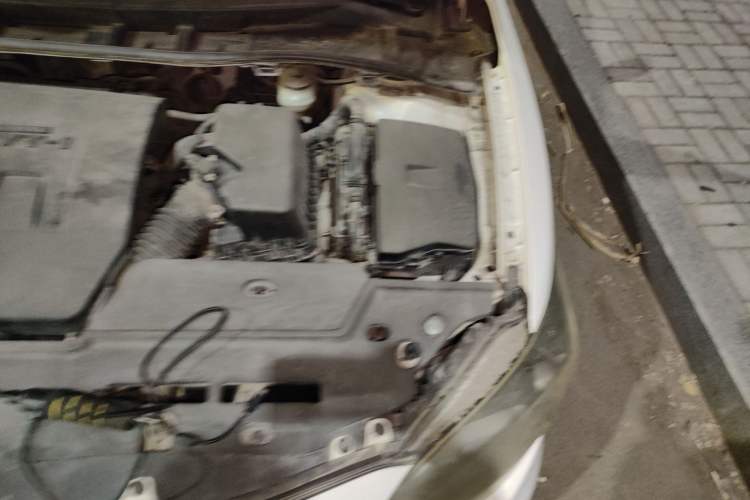 Used Toyota Corolla 2012 Luxurious Edition 1.6L Automatic GL Engine Bay Left