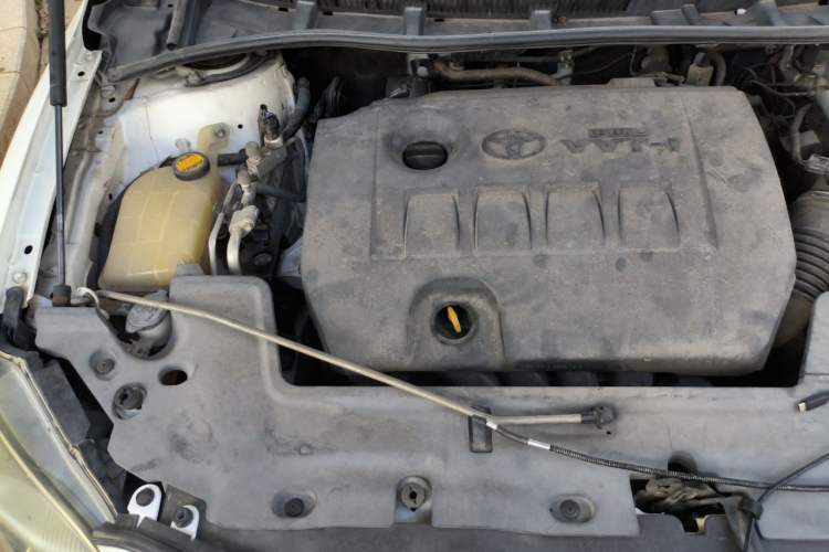 Used Toyota Corolla 2012 Luxurious Edition 1.8L CVT GL-i Engine Bay Right