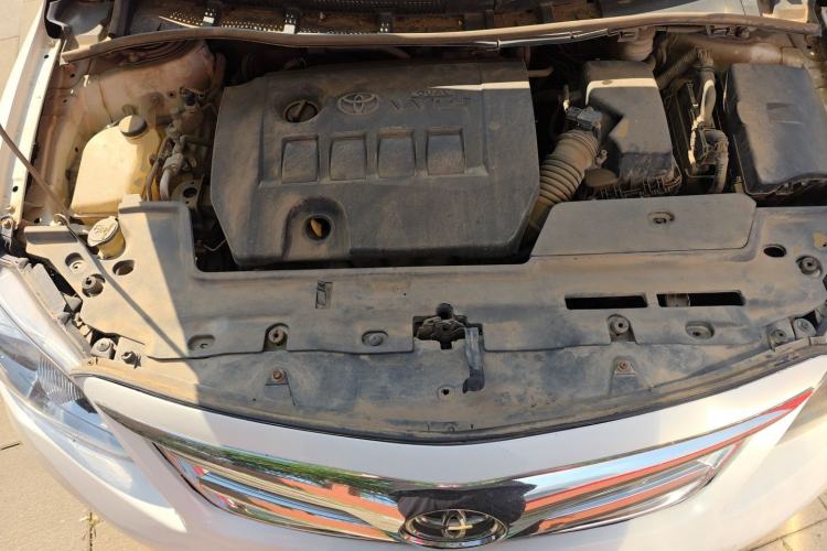 Used Toyota Corolla 2012 Luxurious Edition 1.6L Manual GL Engine Bay