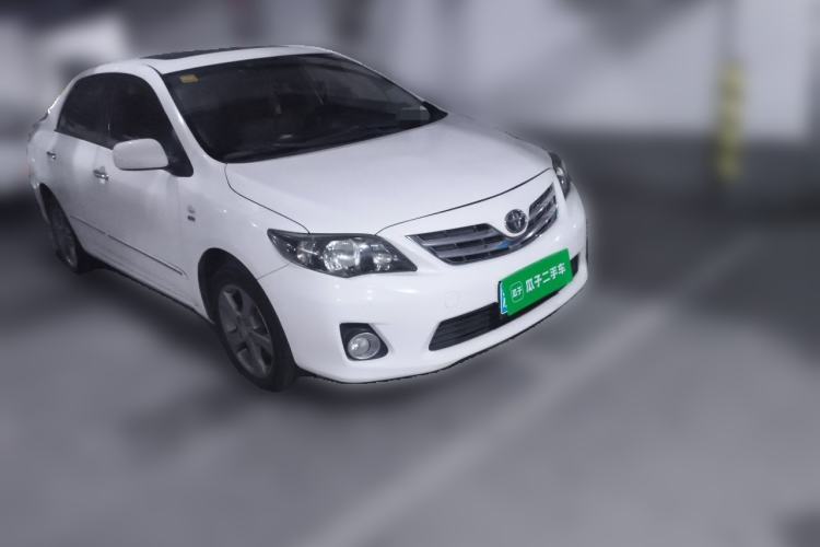 Used Toyota Corolla 2012 Luxurious Edition 1.8L CVT GL-i Front Right 45 Deg