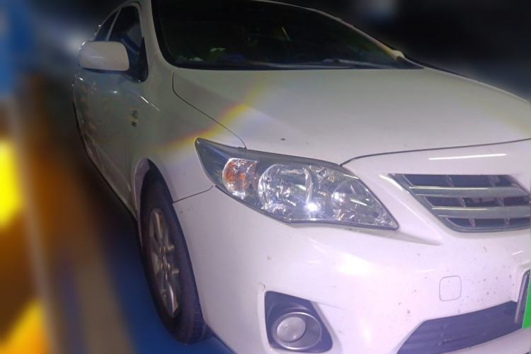 Used Toyota Corolla 2012 Luxurious Edition 1.6L Automatic GL Front Right 45 Deg