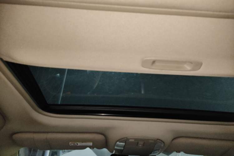 Used Toyota Corolla 2012 Luxurious Edition 1.6L Automatic GL Headliner