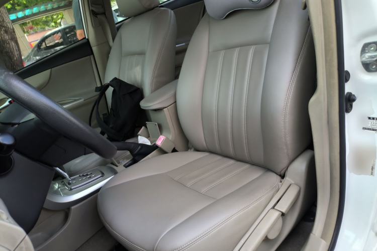 Used Toyota Corolla 2012 Luxurious Edition 1.8L CVT GL-i Left Front Seat