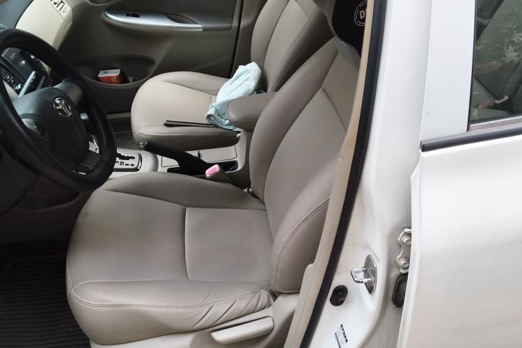 Used Toyota Corolla 2012 Luxurious Edition 1.6L Automatic GL Left Front Seat