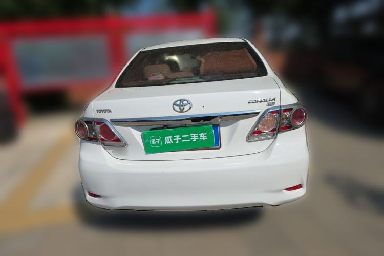 Used Toyota Corolla 2012 Luxurious Edition 1.6L Manual GL Rear