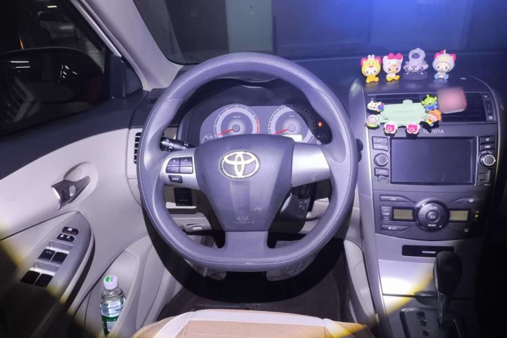 Used Toyota Corolla 2012 Luxurious Edition 1.6L Automatic GL Steering Wheel