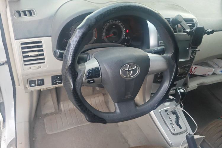 Used Toyota Corolla 2012 Luxurious Edition 1.6L Automatic GL Steering Wheel