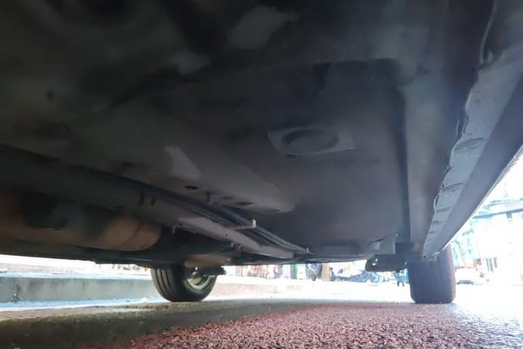 Used Toyota Corolla 2013 Special Edition 1.8L CVT ZhiKu GL-i Chassis Front Left