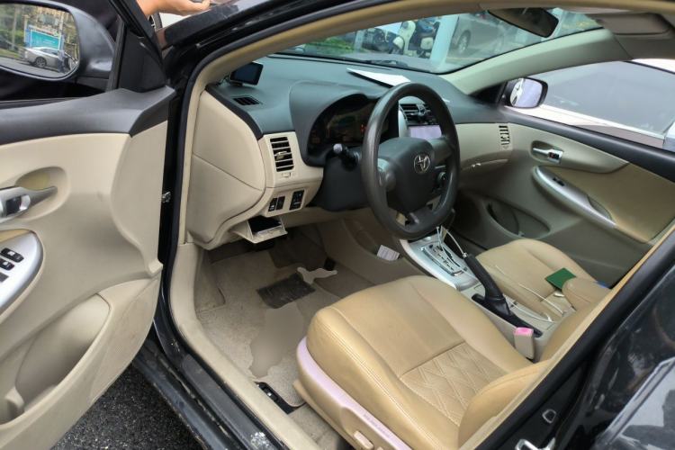 Used Toyota Corolla 2013 Special Edition 1.6L Automatic Cool GL Model Driver Seat