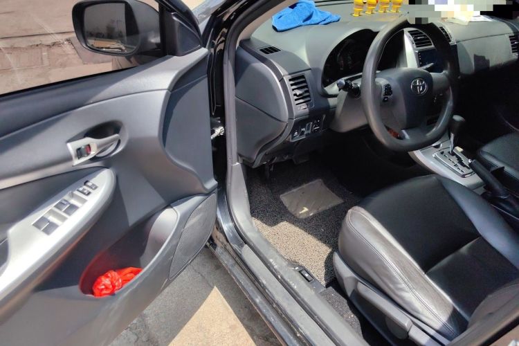 Used Toyota Corolla 2013 Special Edition 1.6L Automatic GL Cool Model Driver Seat