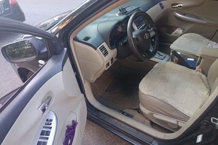 Used Toyota Corolla 2013 Special Edition 1.6L Automatic GL Cool Model Driver Seat