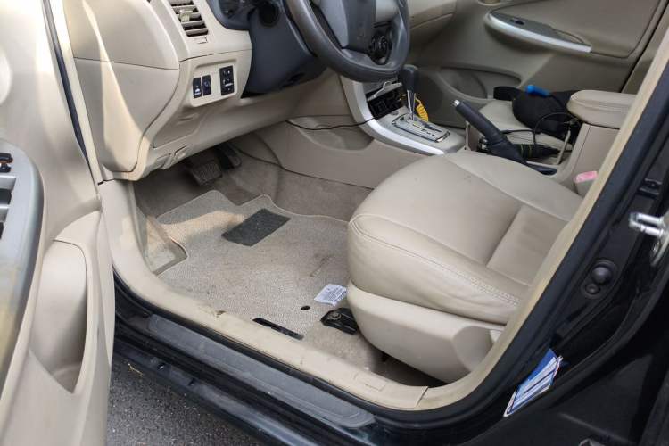 Used Toyota Corolla 2013 Special Edition 1.6L Automatic Cool GL Model Driver Seat