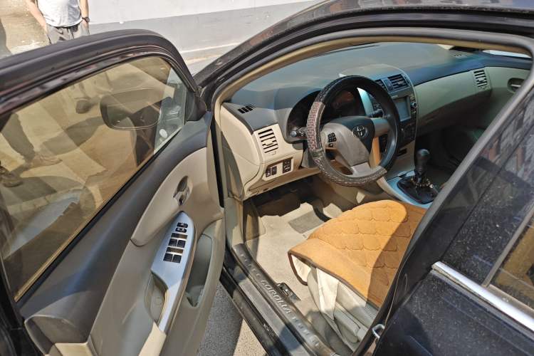 Used Toyota Corolla 2013 Special Edition 1.6L Manual – Cool GL Model Driver Seat