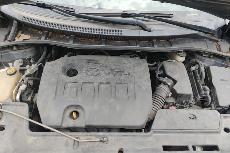 Used Toyota Corolla 2013 Special Edition 1.6L Automatic Cool GL Model Engine Bay