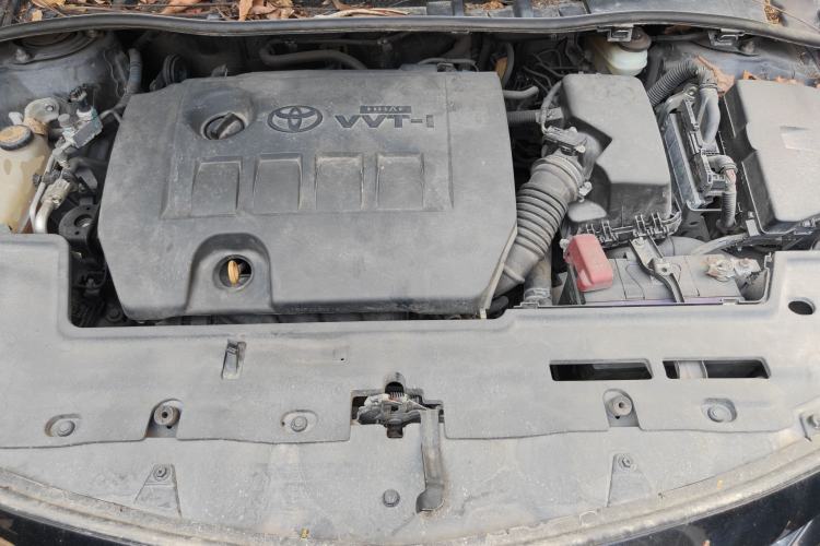Used Toyota Corolla 2013 Special Edition 1.6L Automatic Cool GL Model Engine Bay