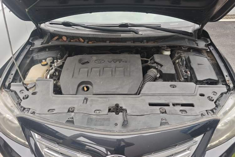 Used Toyota Corolla 2013 Special Edition 1.6L Automatic Cool GL Model Engine Bay