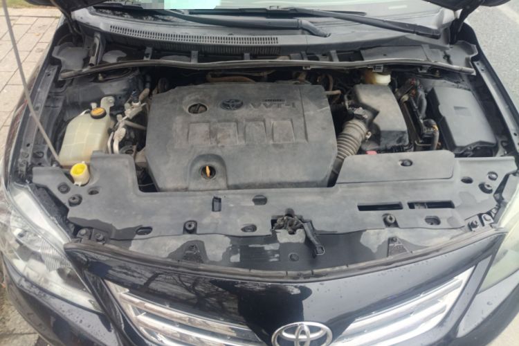 Used Toyota Corolla 2013 Special Edition 1.6L Manual – Cool GL Model Engine Bay
