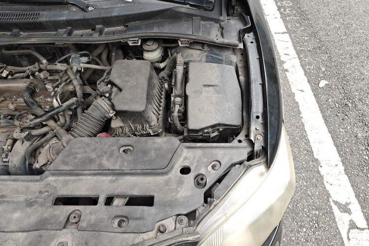 Used Toyota Corolla 2013 Special Edition 1.6L Manual – Cool GL Model Engine Bay Left