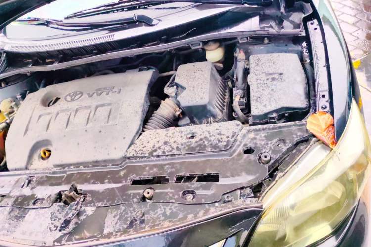 Used Toyota Corolla 2013 Special Edition 1.6L Automatic Cool GL Model Engine Bay Left