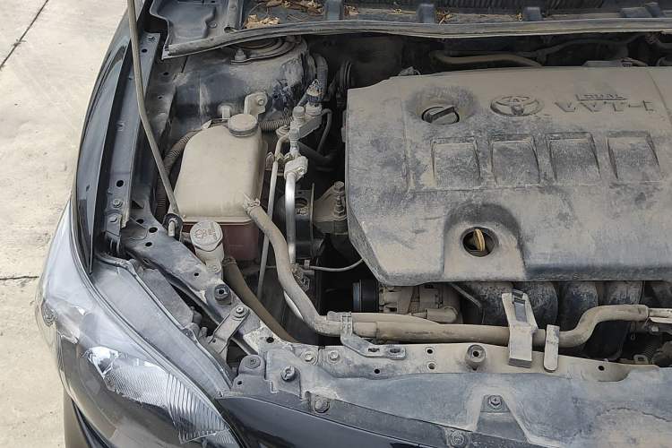 Used Toyota Corolla 2013 Special Edition 1.6L Manual Cool GL Model Engine Bay Right