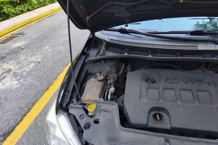 Used Toyota Corolla 2013 Special Edition 1.6L Automatic Cool GL Model Engine Bay Right