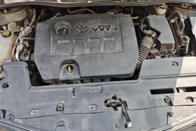 Used Toyota Corolla 2013 Special Edition 1.6L Manual – Cool GL Model Engine Bay