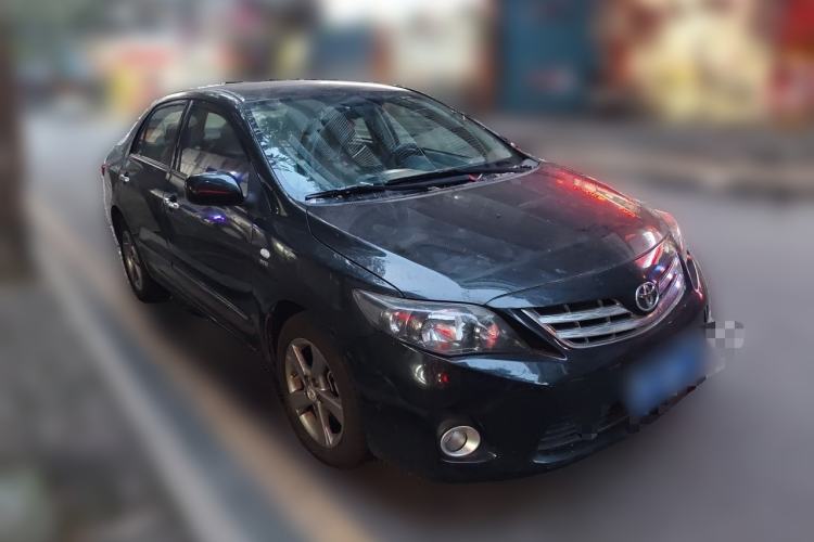 Used Toyota Corolla 2013 Special Edition 1.8L CVT ZhiKu GL-i Front Right 45 Deg