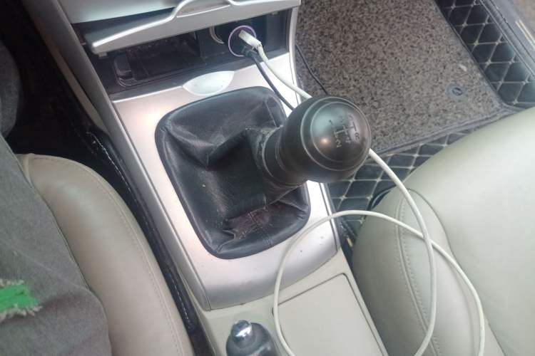 Used Toyota Corolla 2013 Special Edition 1.6L Manual – Cool GL Model Gear Lever