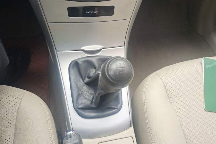Used Toyota Corolla 2013 Special Edition 1.6L Manual Cool GL Model Gear Lever