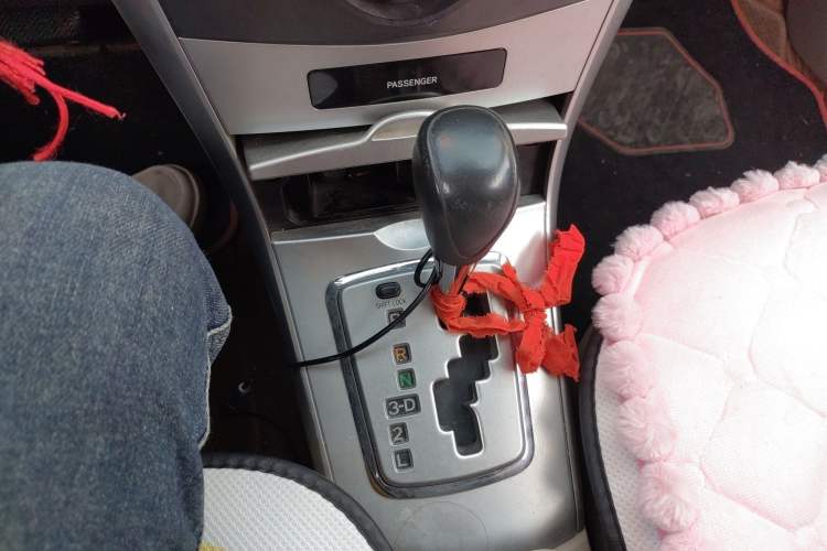 Used Toyota Corolla 2013 Special Edition 1.6L Automatic Cool GL Model Gear Lever