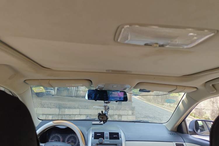 Used Toyota Corolla 2013 Special Edition 1.6L Automatic Cool GL Model Headliner