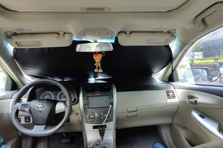 Used Toyota Corolla 2013 Special Edition 1.6L Automatic GL Cool Model Headliner