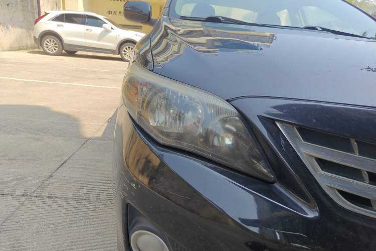 Used Toyota Corolla 2013 Special Edition 1.6L Automatic Cool GL Model Right Front Headlight