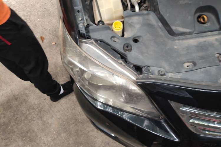 Used Toyota Corolla 2013 Special Edition 1.6L Manual Cool GL Model Right Front Headlight