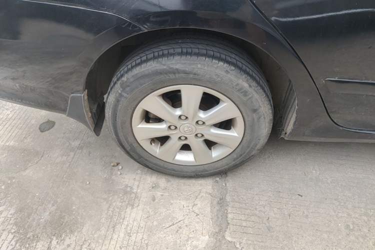 Used Toyota Corolla 2013 Special Edition 1.6L Automatic Cool GL Model Right Rear Wheel Hub