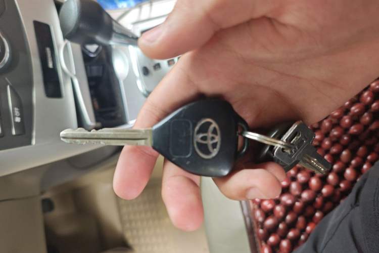 Used Toyota Corolla 2013 Special Edition 1.6L Automatic GL Cool Model Vehicle Key