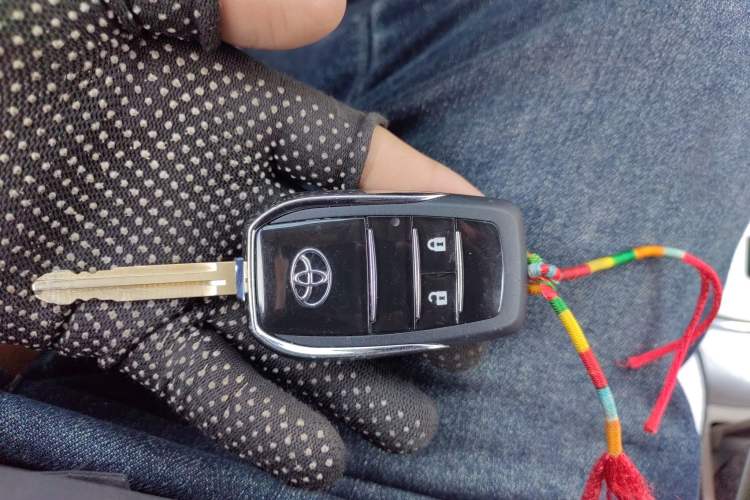 Used Toyota Corolla 2013 Special Edition 1.6L Automatic Cool GL Model Vehicle Key