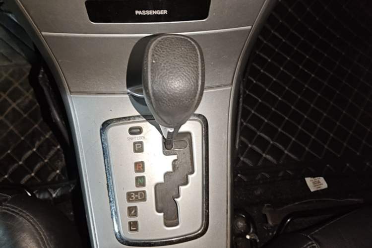 Used Toyota Corolla 2013 Special Edition 1.6L Automatic GL Cool Model Gear Lever