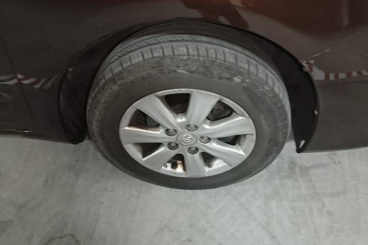 Used Toyota Corolla 2013 Special Edition 1.6L Automatic GL Cool Model Right Front Wheel Hub