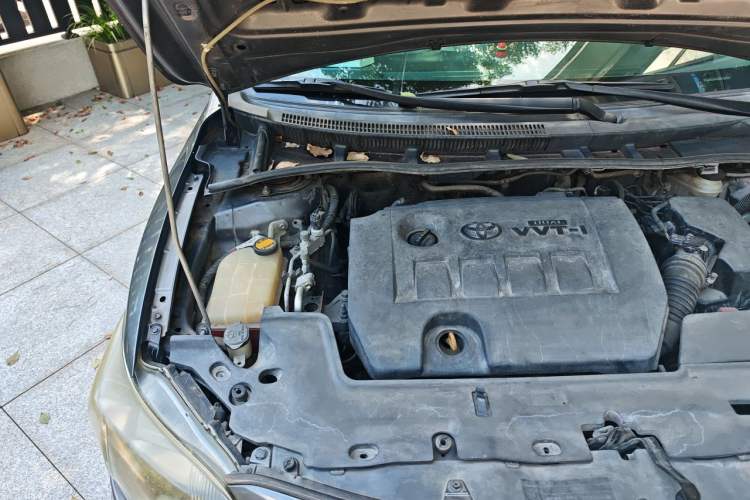 Used Toyota Corolla 2013 Special Edition 1.6L Automatic GL Cool Model Engine Bay Right