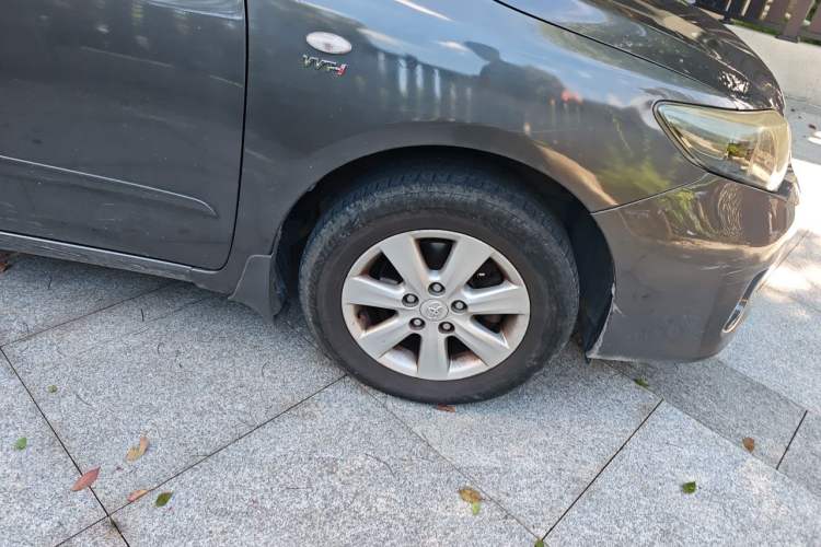 Used Toyota Corolla 2013 Special Edition 1.6L Automatic GL Cool Model Right Front Wheel Hub