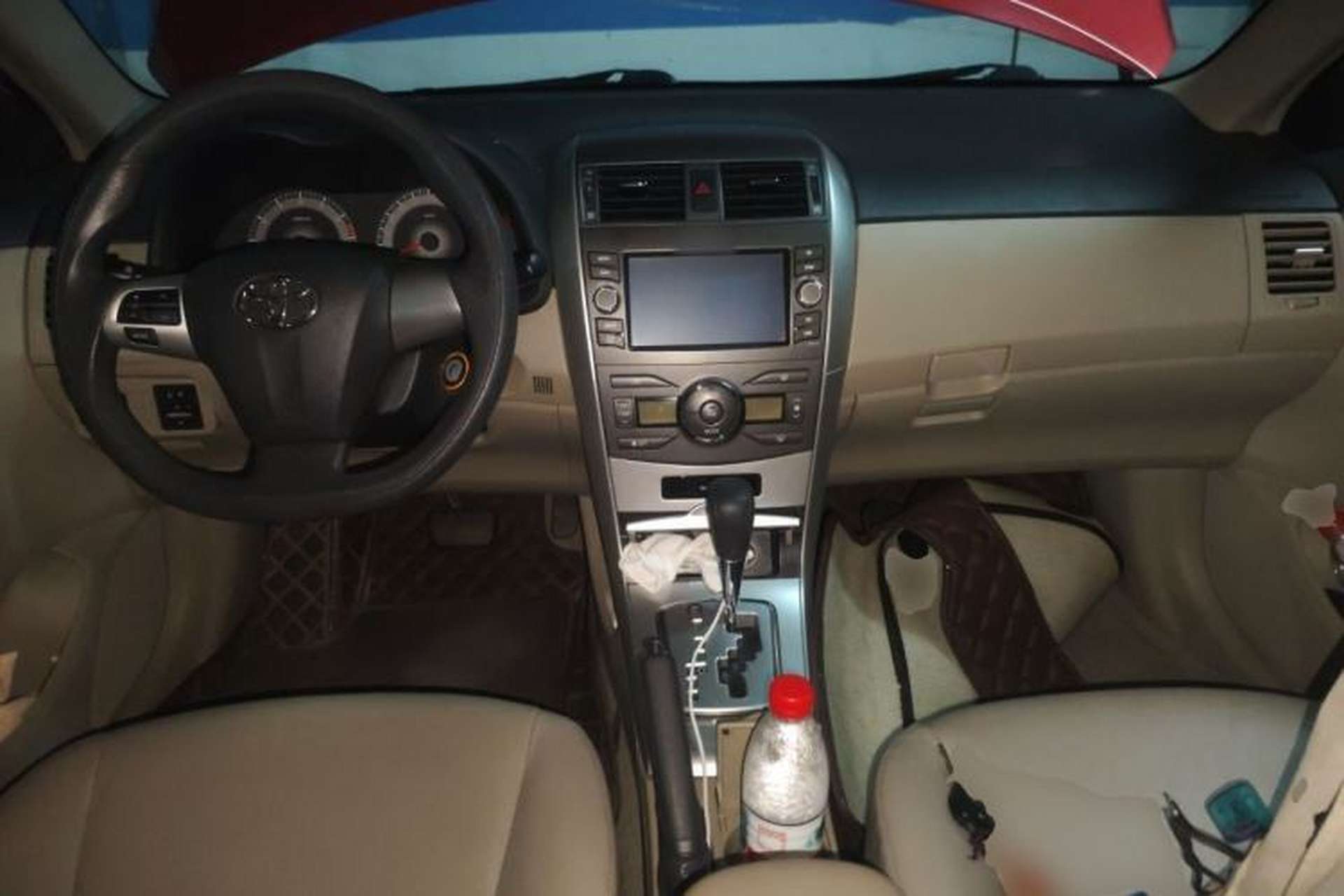Used Toyota Corolla 2013 Special Edition 1.6L Automatic GL Cool Model Center Console