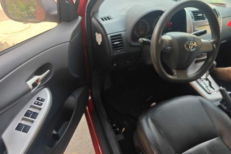 Used Toyota Corolla 2013 Special Edition 1.6L Automatic GL Cool Model Driver Seat